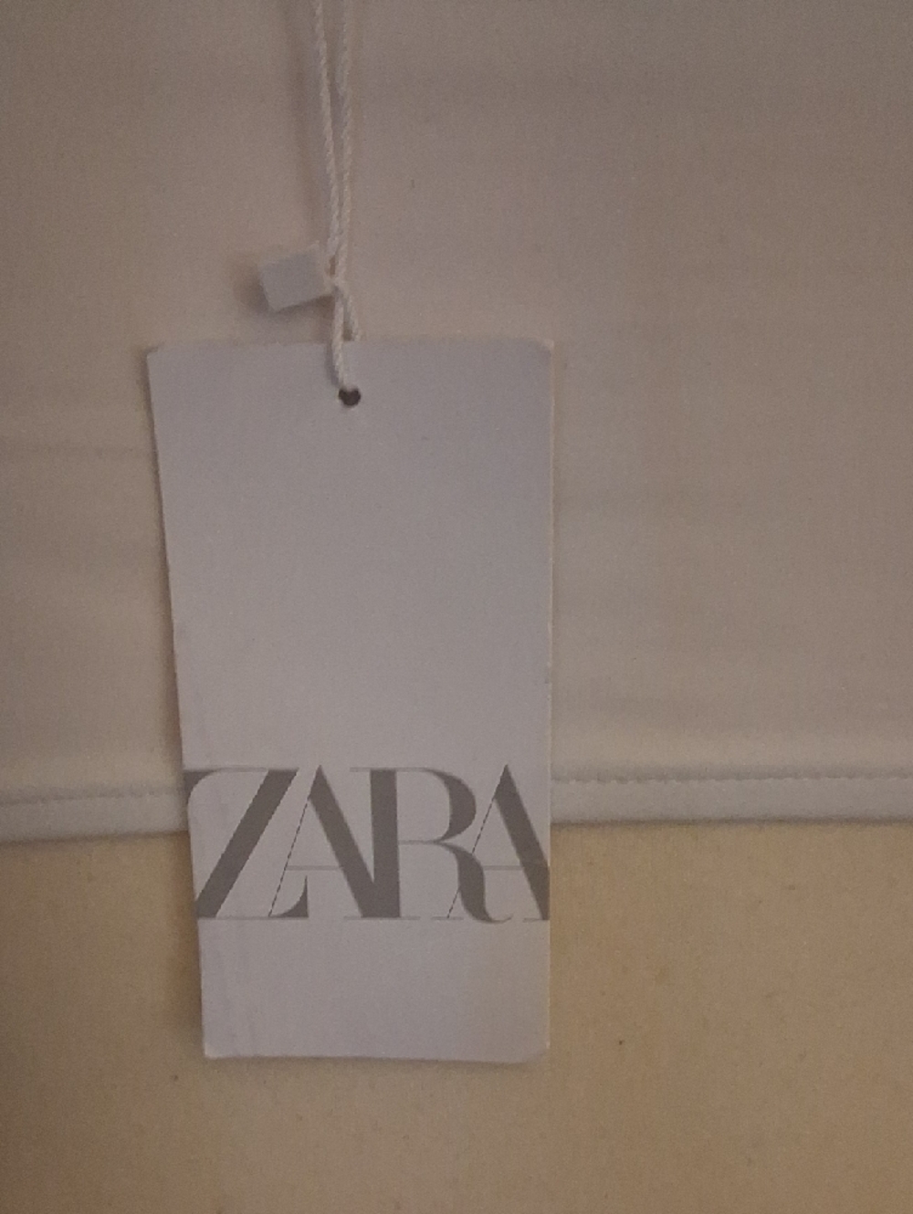 Zara White Off-Shoulder Elastic Ruffle Crop Top - Picture 3 of 4